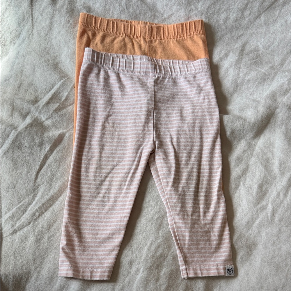 Honest company organic cotton 3-6 month old leggings.